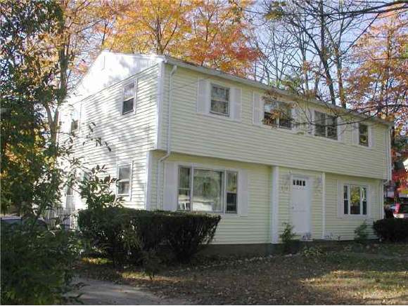 1050 Mammoth Road Manchester, NH 03104 - Photo 1 of 1