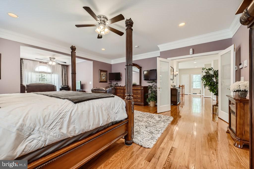 7877 WB&A Road Severn, MD 21144 - Photo 23 of 60 Natural light makes this entire home warm.