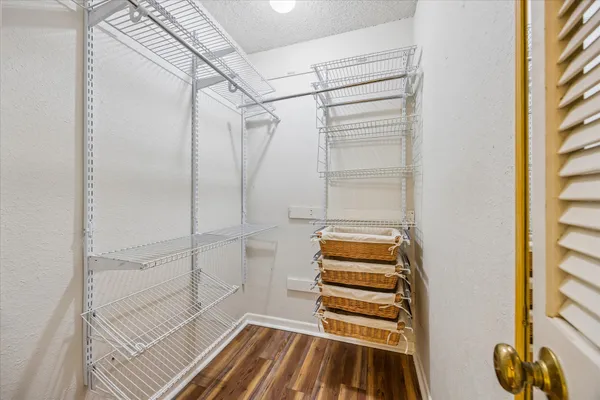 $1,900 | 2808 Thrushwood Drive, Unit B, Austin, TX 78757