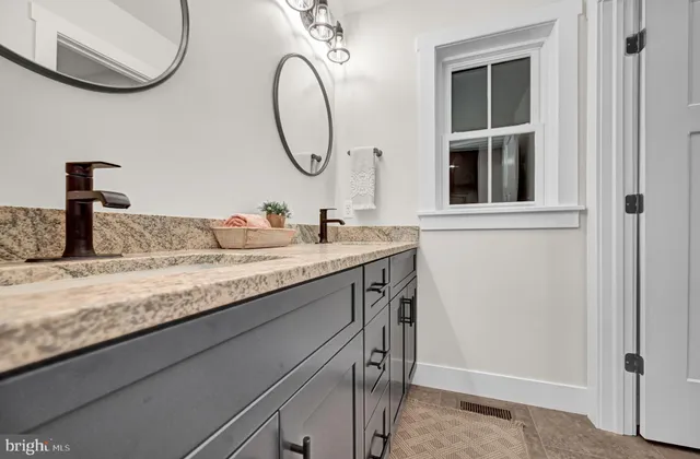 $654,500 | 705 Oxford Drive, Unit 39 MODEL, York, PA 17404