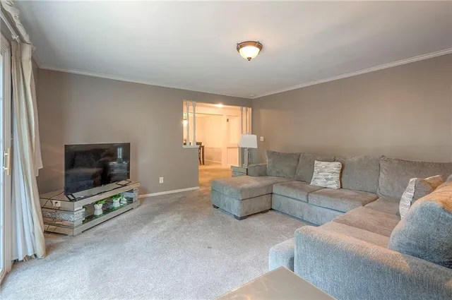 $170,000 | 5702 Metcalf Court, Overland Park, KS 66202