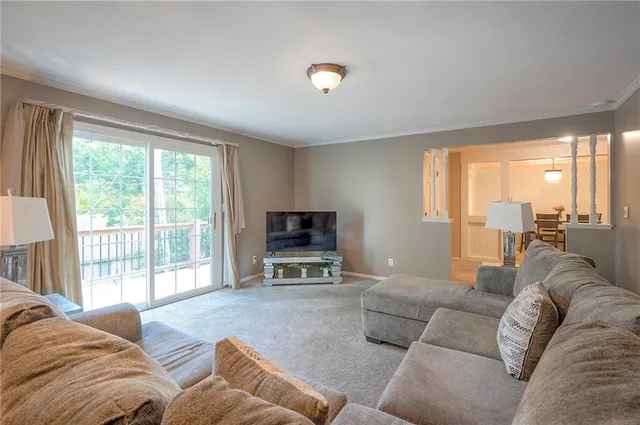 $170,000 | 5702 Metcalf Court, Overland Park, KS 66202