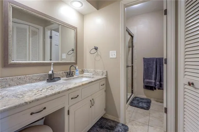 $170,000 | 5702 Metcalf Court, Overland Park, KS 66202