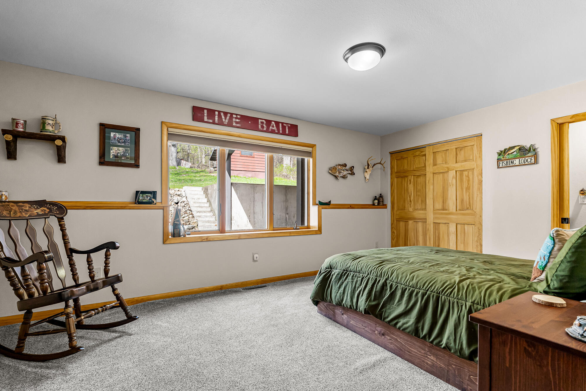 W25512 Sullivan Road Trempealeau, WI 54661 - Photo 11 of 27 Bedroom