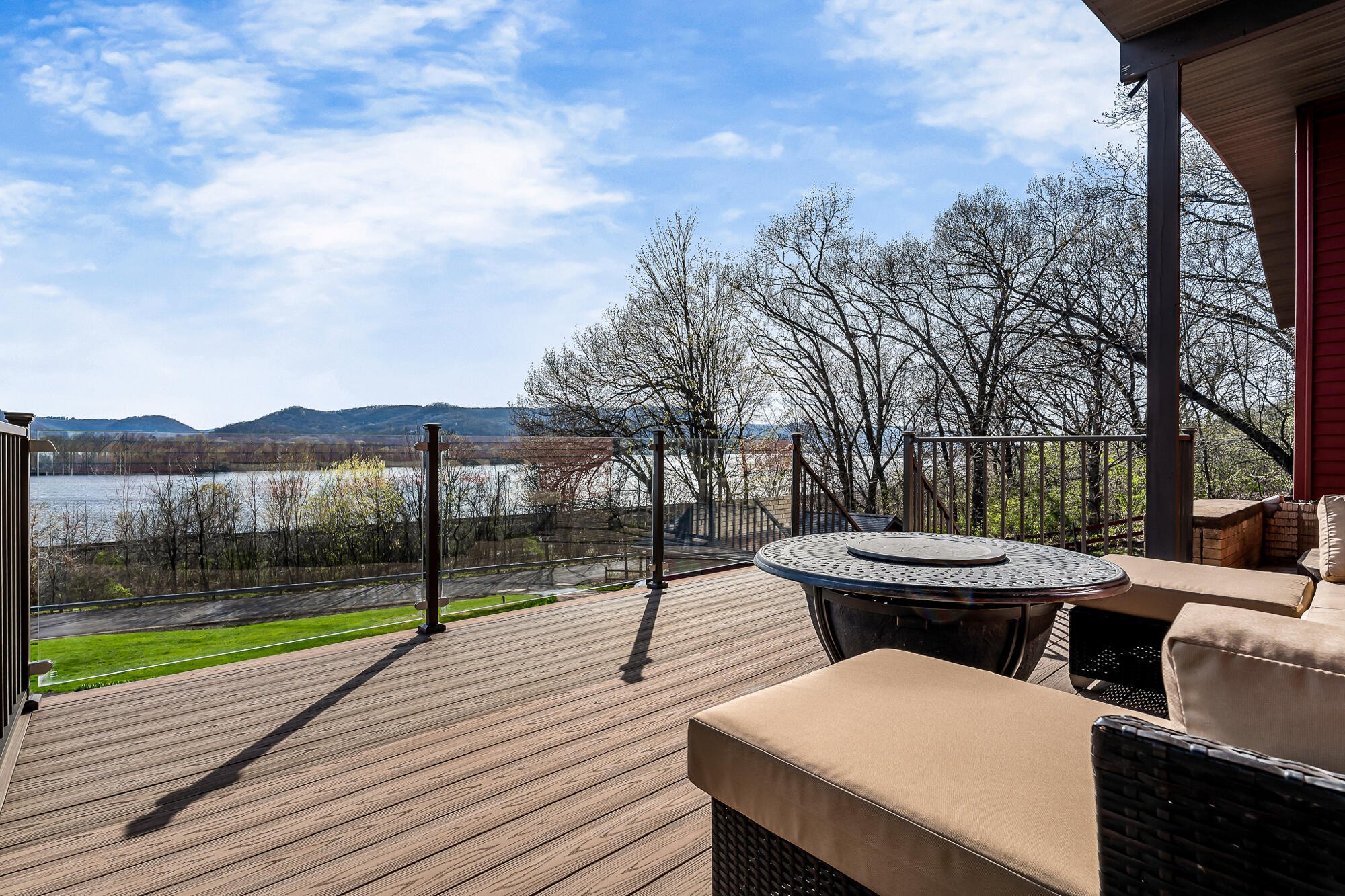 W25512 Sullivan Road Trempealeau, WI 54661 - Photo 21 of 27 Deck