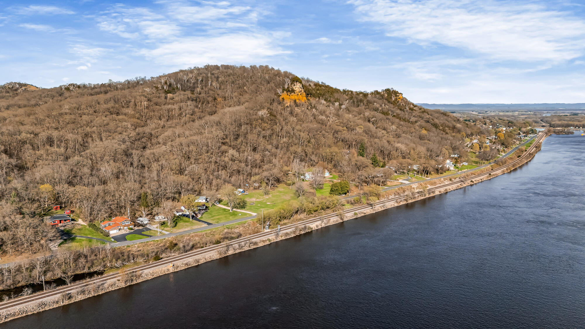 W25512 Sullivan Road Trempealeau, WI 54661 - Photo 23 of 27 View