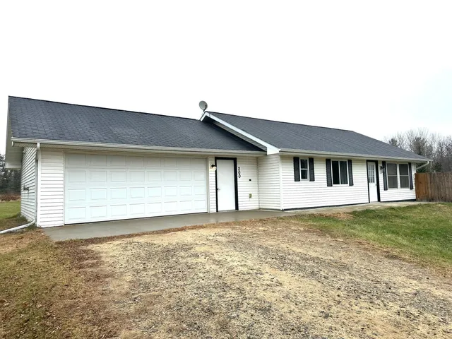 $204,000 | 200 Staff Street Southeast, Akeley, MN 56433