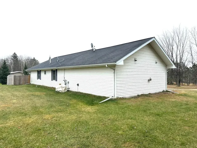 $204,000 | 200 Staff Street Southeast, Akeley, MN 56433