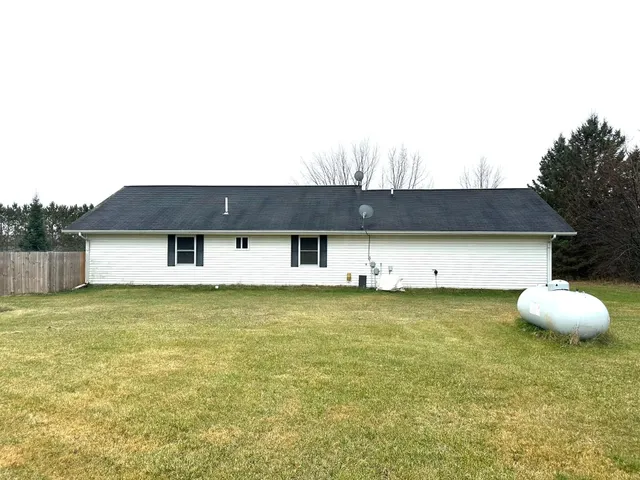 $204,000 | 200 Staff Street Southeast, Akeley, MN 56433