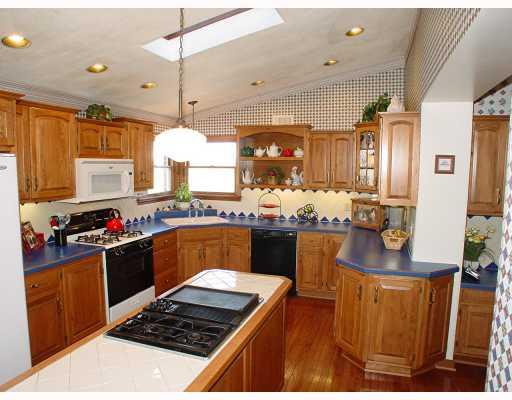1868 Bakerstown Road Tarentum, PA 15084 - Photo 7 of 18 Kitchen.