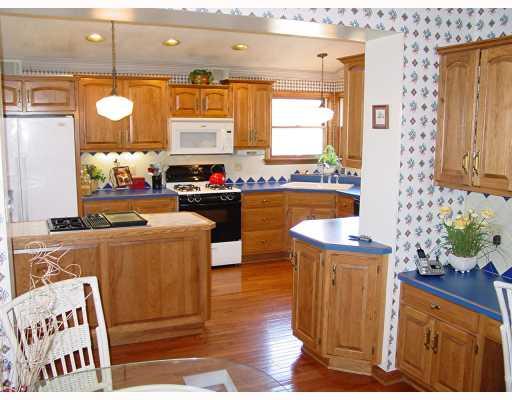 1868 Bakerstown Road Tarentum, PA 15084 - Photo 8 of 18 Kitchen.