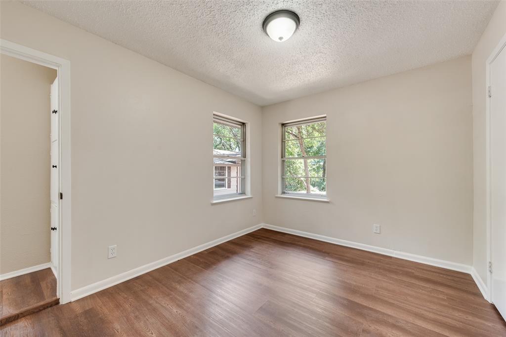 294 Thomas Len Road Azle, TX 76020 - Photo 20 of 37 2/1