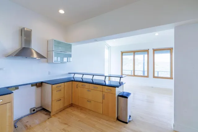 a view of a storage & utility room