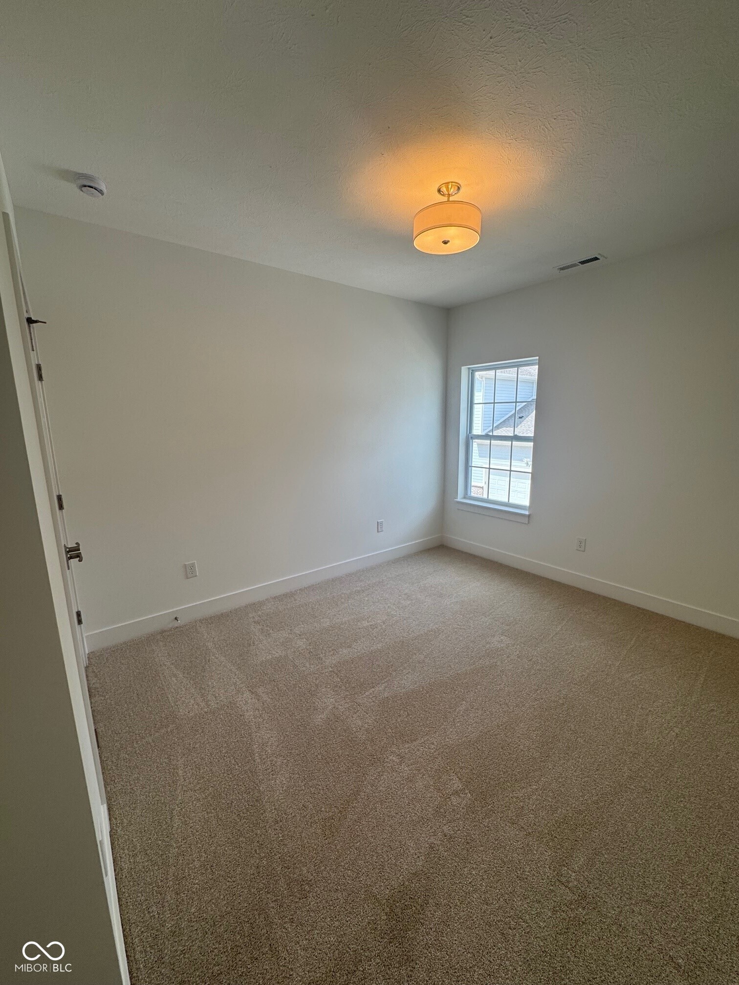 737 Madelyn Drive Carmel, IN 46032 - Photo 8 of 10 Gallery Image 8