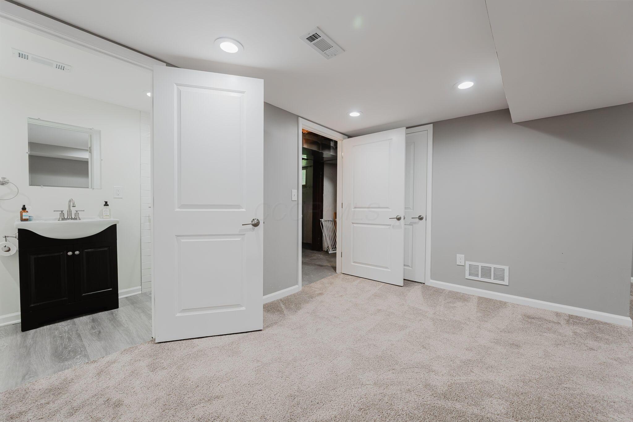 72 Garden Road Columbus, OH 43214 - Photo 35 of 82