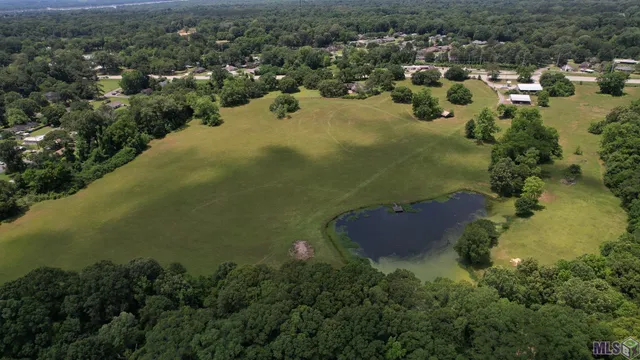 $3,000,000 | 7520 Highway 61, St. Francisville, LA 70775