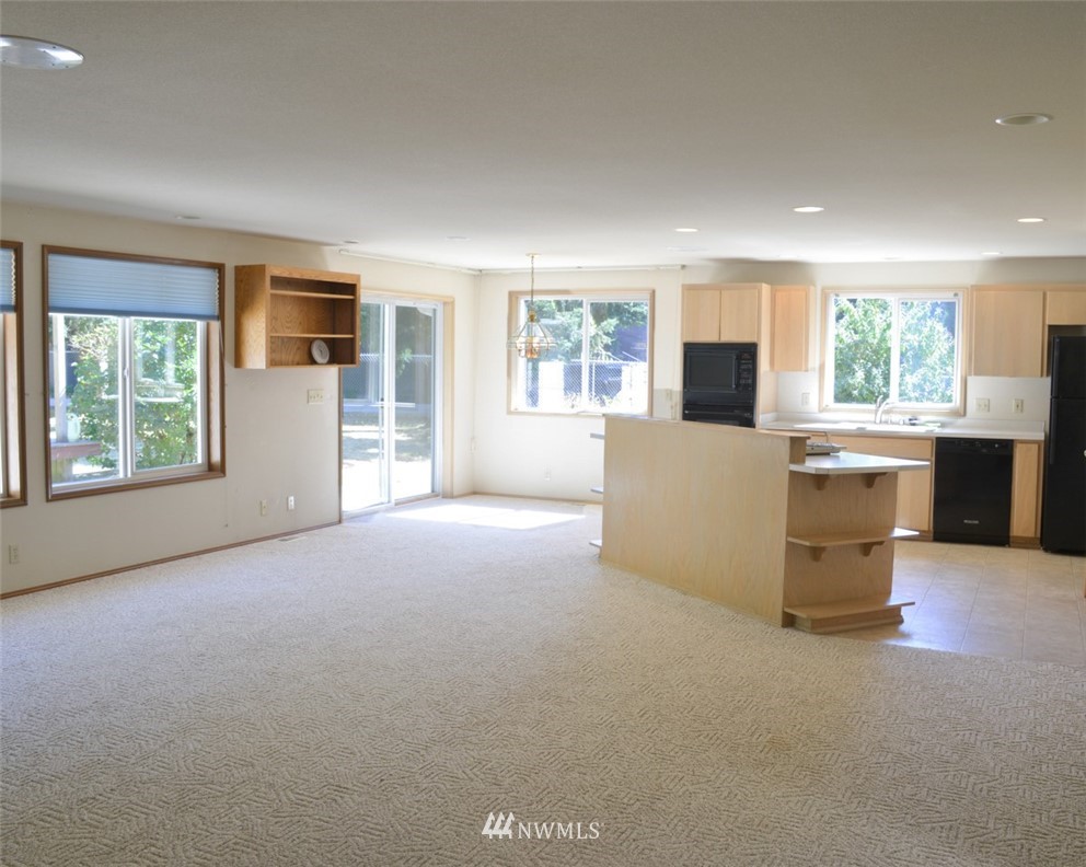 4603 240th Street Southeast Bothell, WA 98021 - Photo 11 of 16
