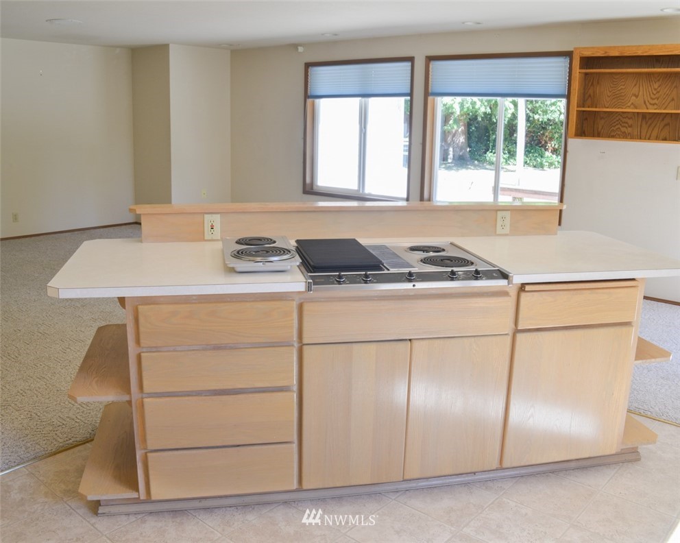 4603 240th Street Southeast Bothell, WA 98021 - Photo 9 of 16