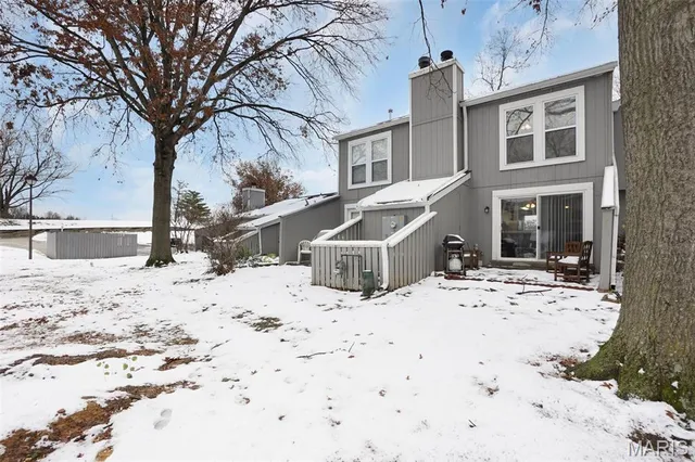 $225,000 | 173 Harbor View Drive, Lake St. Louis, MO 63367