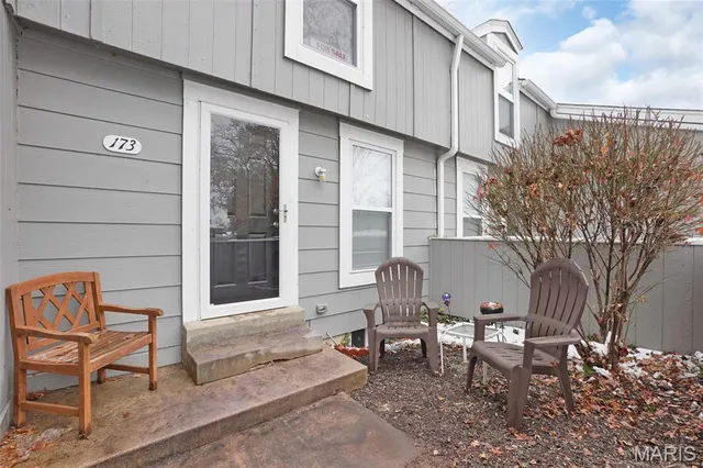 $225,000 | 173 Harbor View Drive, Lake St. Louis, MO 63367