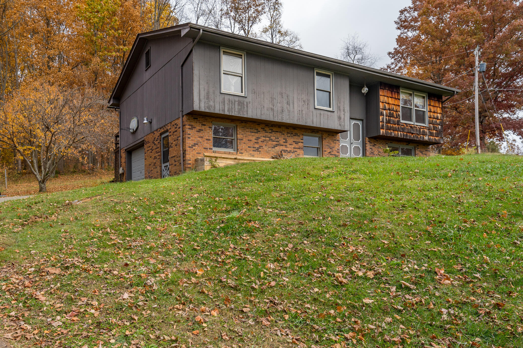 142 Hunt Road Jonesborough, TN 37659 - Photo 7 of 38 142 Hunt Rd (21 of 58)