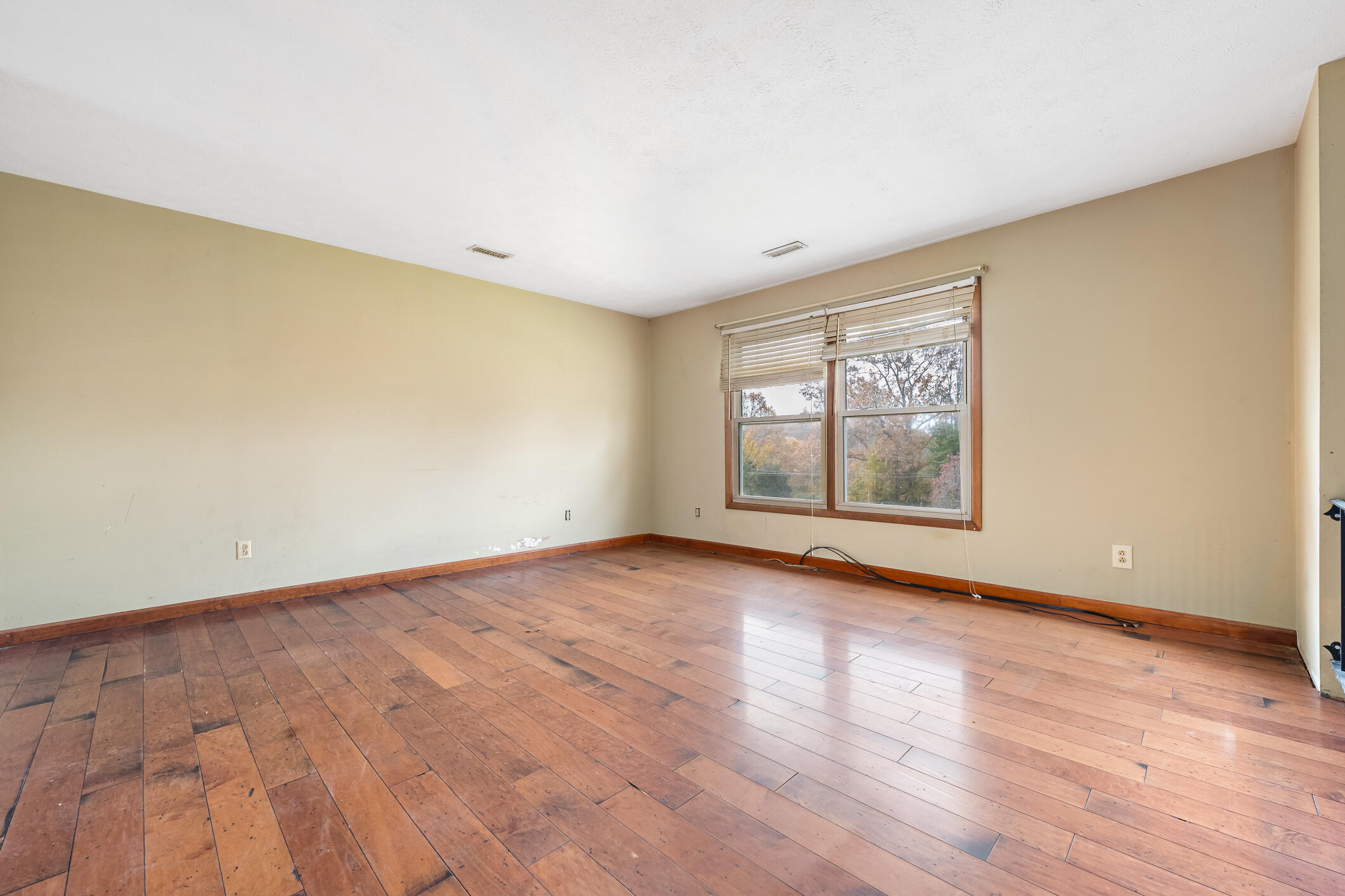 142 Hunt Road Jonesborough, TN 37659 - Photo 9 of 38 142 Hunt Rd (37 of 58)