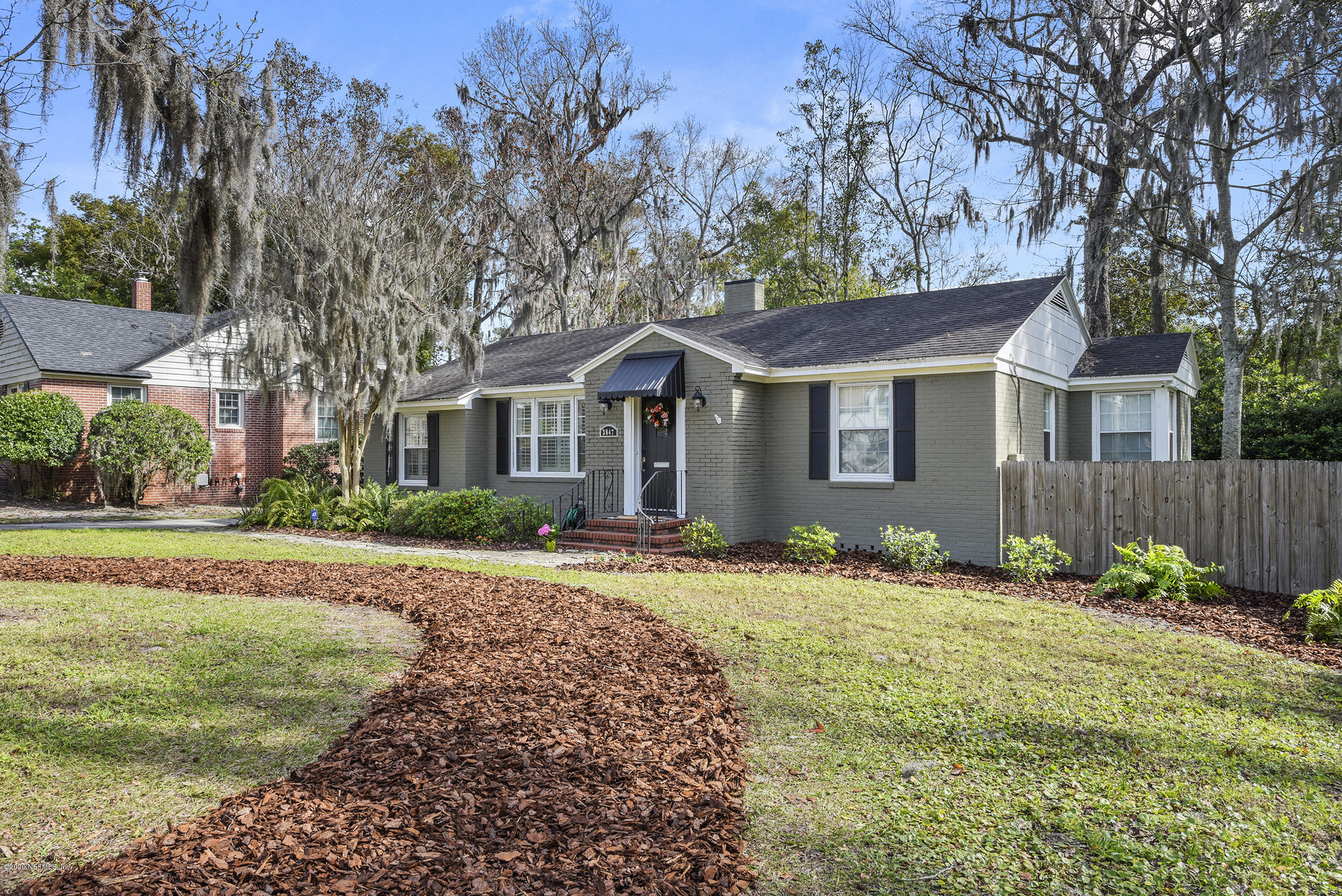 3847 Gadsden Road Jacksonville, FL 32207 - Photo 29 of 29 a front view of a house with a yard