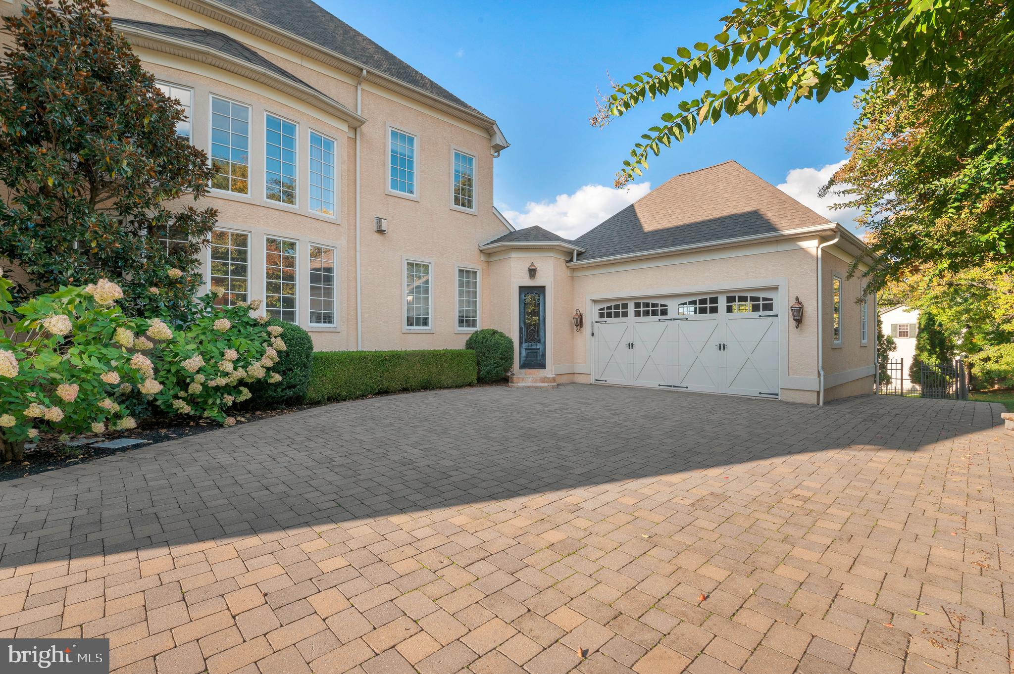 1601 Copper Beech Road Huntingdon Valley, PA 19006 - Photo 3 of 36 Gallery Image 3
