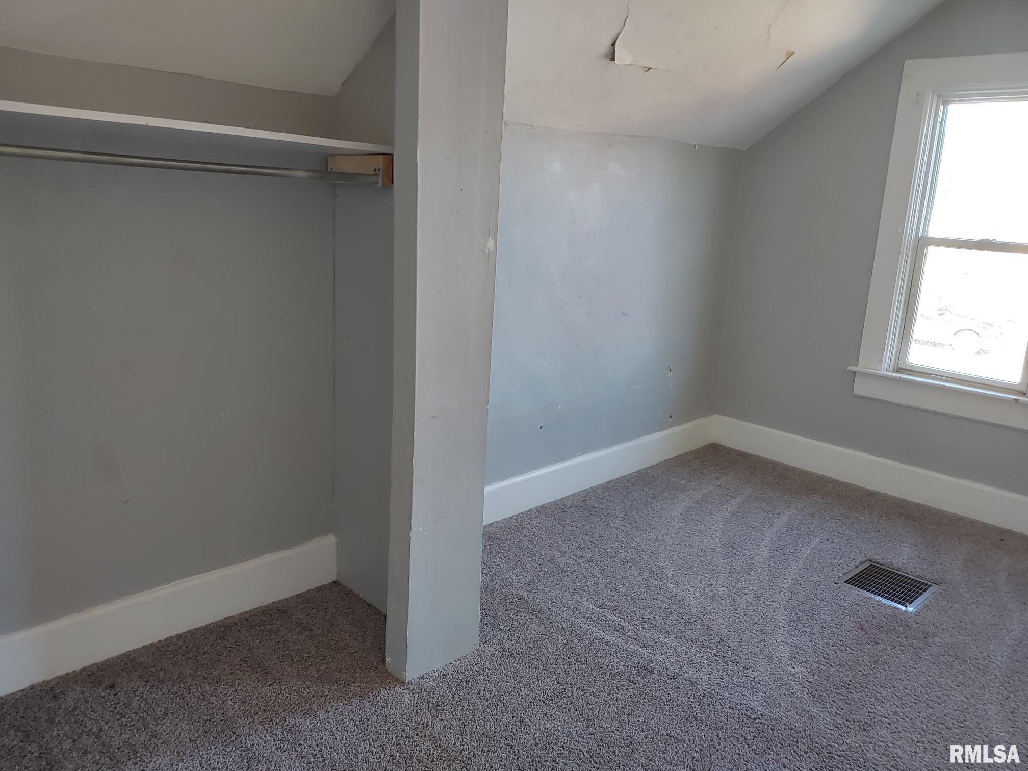 2811 Telegraph Road, Unit 2811 Davenport, IA 52804 - Photo 15 of 31 Gallery Image 15