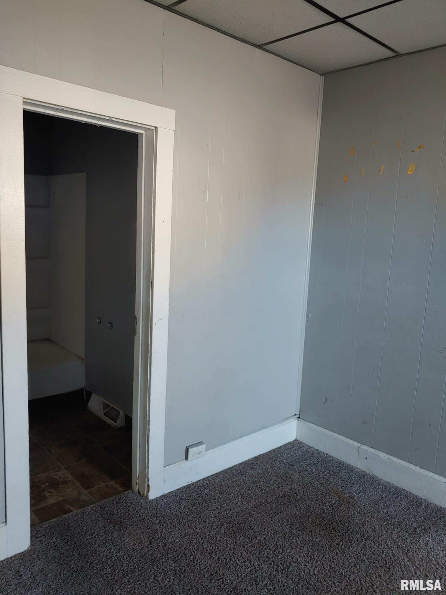 2811 Telegraph Road, Unit 2811 Davenport, IA 52804 - Photo 28 of 31 Gallery Image 28