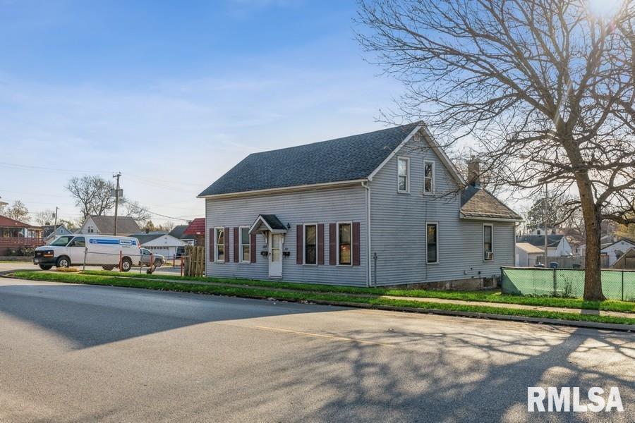 2811 Telegraph Road, Unit 2811 Davenport, IA 52804 - Photo 5 of 31 Gallery Image 5