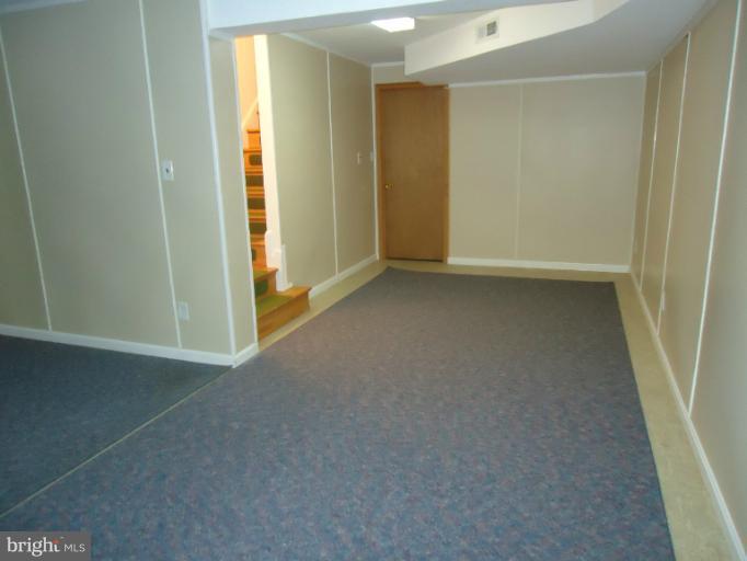 11901 Gainsborough Road Potomac, MD 20854 - Photo 17 of 29 Basement