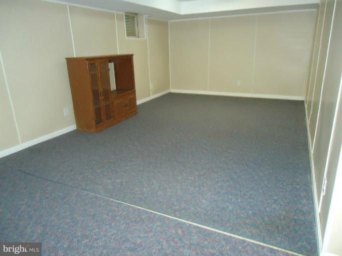 11901 Gainsborough Road Potomac, MD 20854 - Photo 20 of 29 Basement
