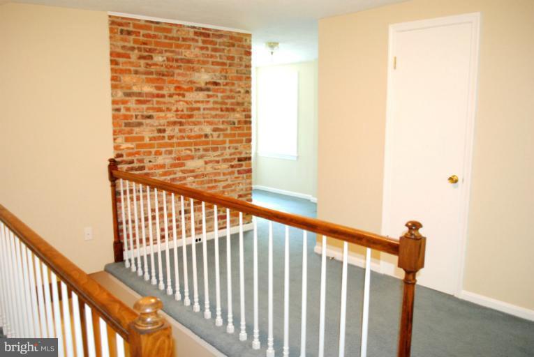 11901 Gainsborough Road Potomac, MD 20854 - Photo 5 of 29 Interior (General)