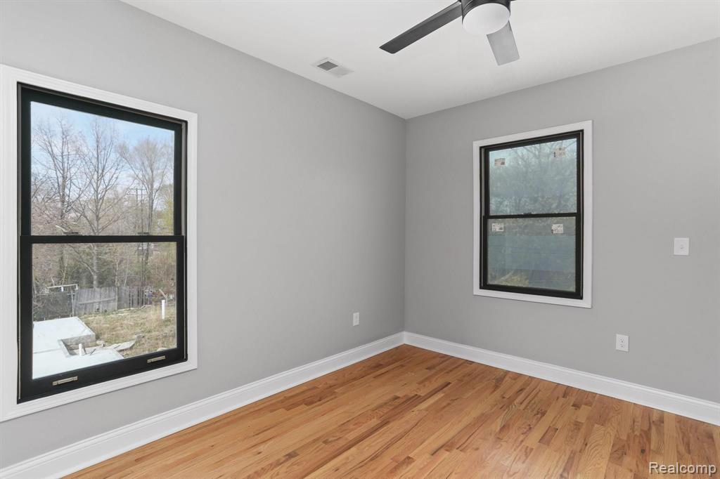 4116 Trumbull, Unit 2 Detroit, MI 48208 - Photo 11 of 34