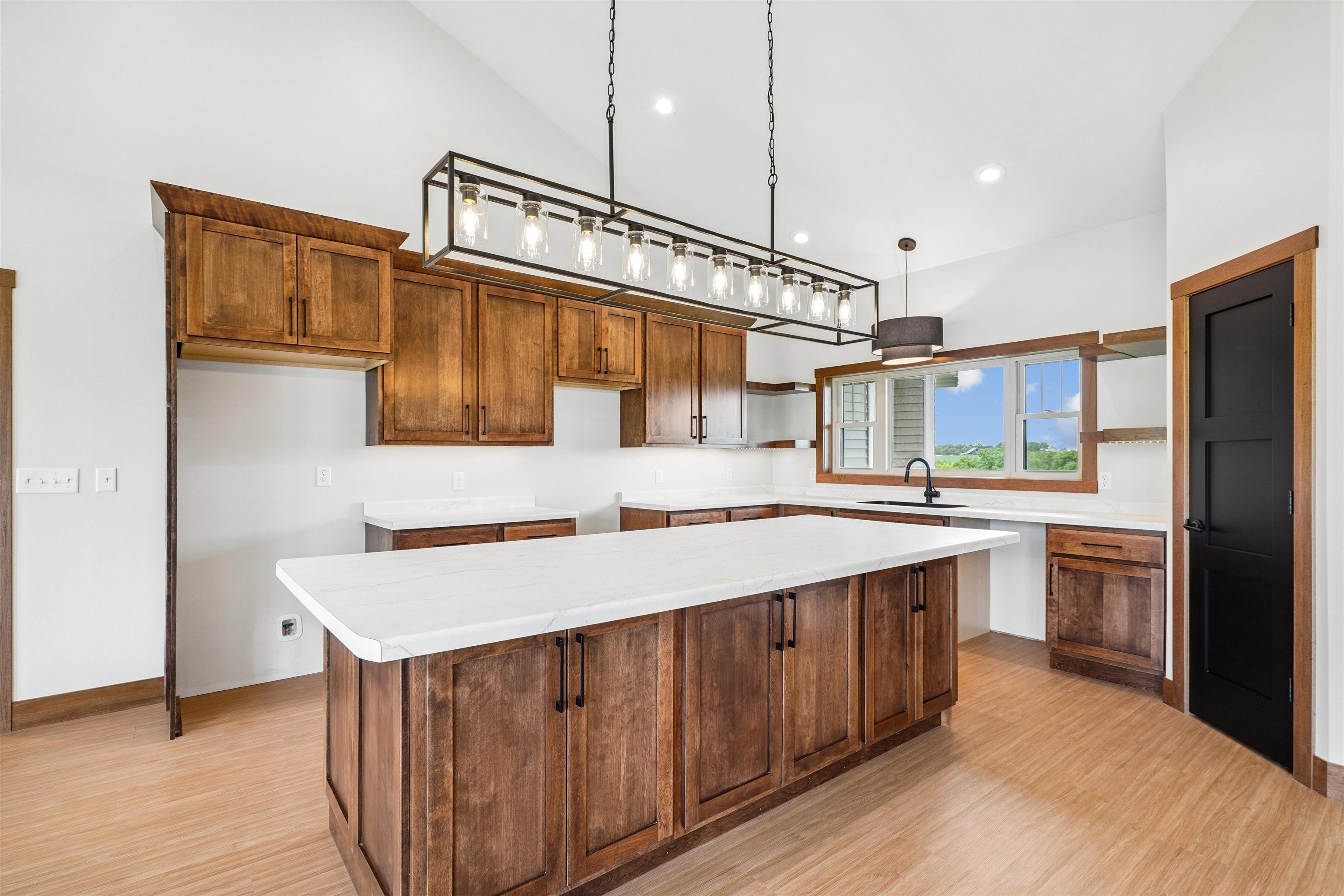113 Countryside Road Luana, IA 52156 - Photo 10 of 43 Gallery Image 10