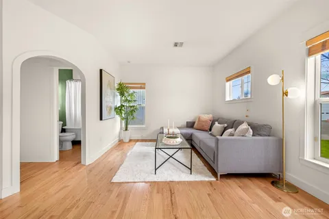 $685,000 | 409 Kentucky Street, Bellingham, WA 98225