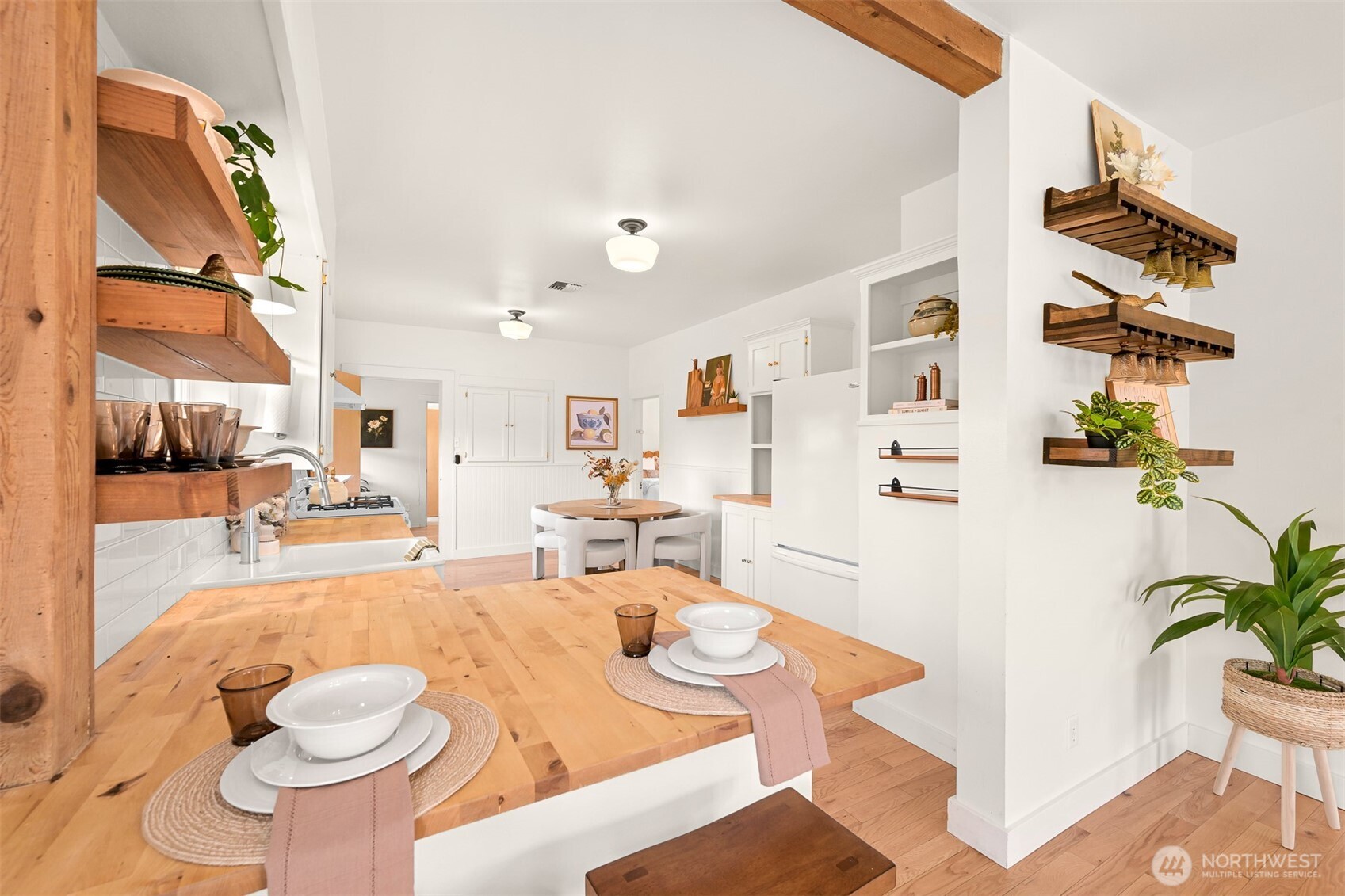 409 Kentucky Street Bellingham, WA 98225 - Photo 6 of 24