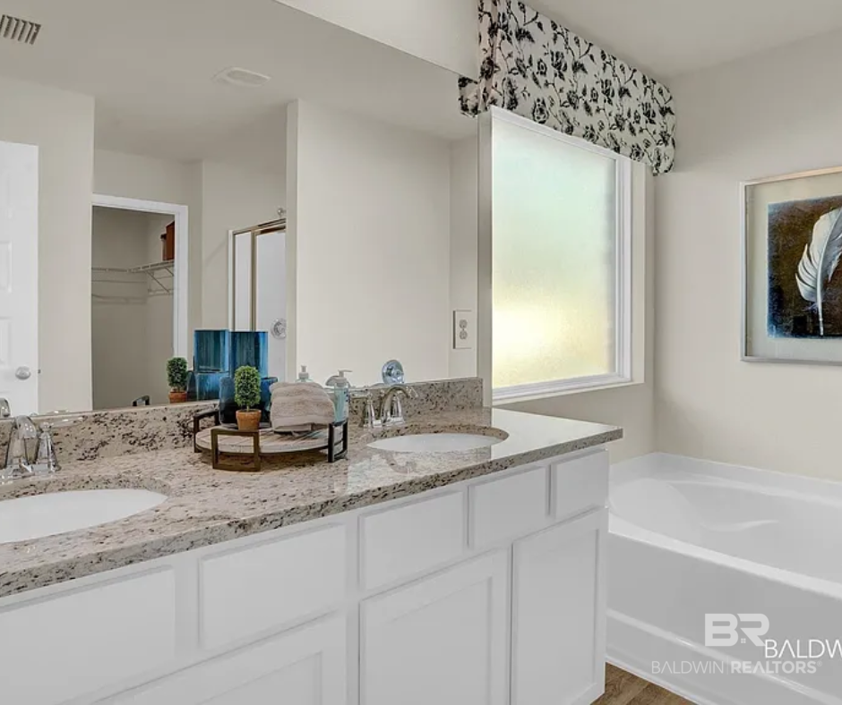 31518 Lyon Road Daphne, AL 36527 - Photo 11 of 16 Gallery Image 11