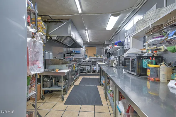 $300,000 | 113 Shaker Lane, Saltville, VA 24370