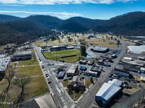 $300,000 | 113 Shaker Lane, Saltville, VA 24370