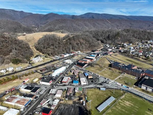 $300,000 | 113 Shaker Lane, Saltville, VA 24370