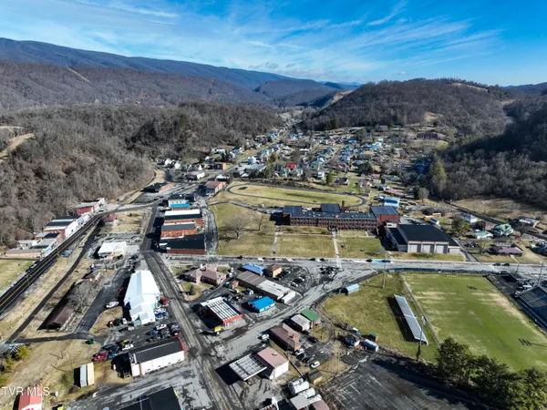 $300,000 | 113 Shaker Lane, Saltville, VA 24370
