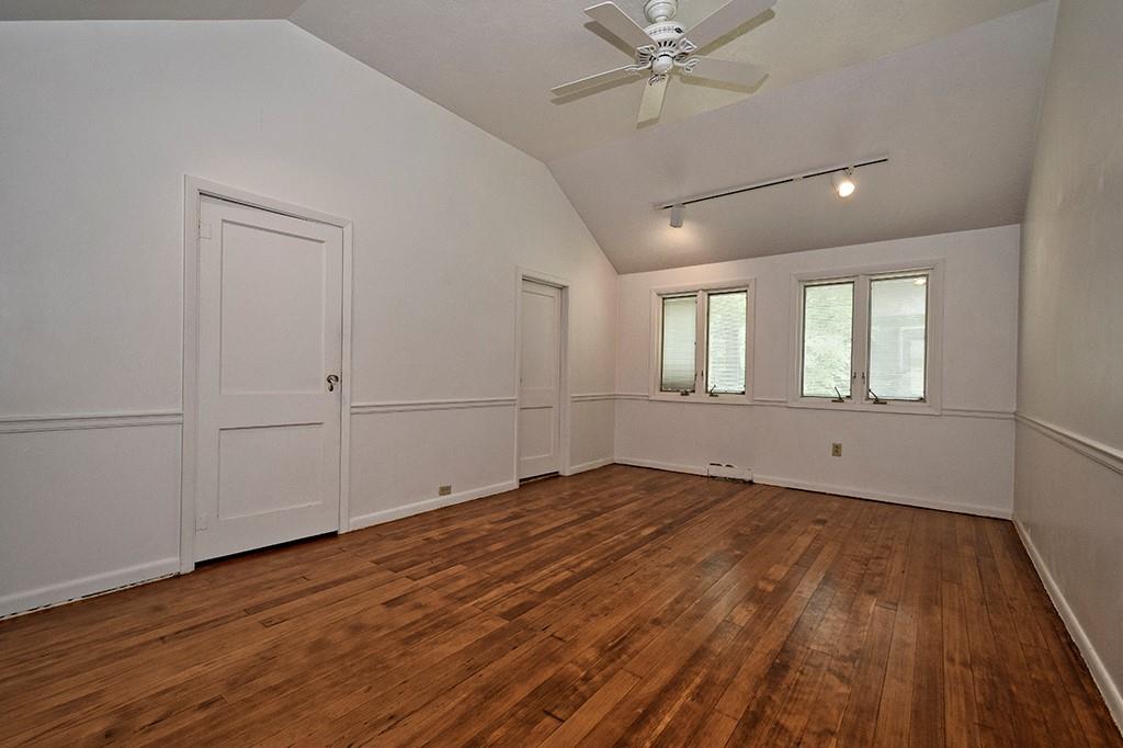 240 Ridgehaven Lane Pittsburgh, PA 15238 - Photo 13 of 25 Gallery Image 13
