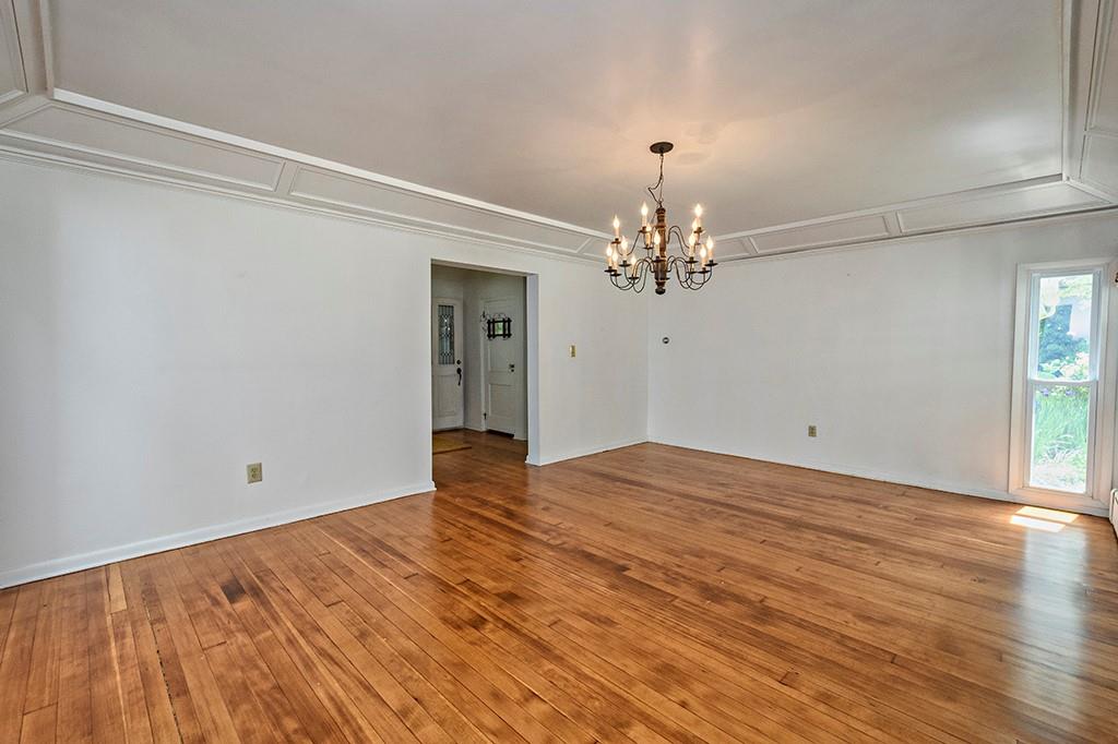 240 Ridgehaven Lane Pittsburgh, PA 15238 - Photo 4 of 25 Gallery Image 4