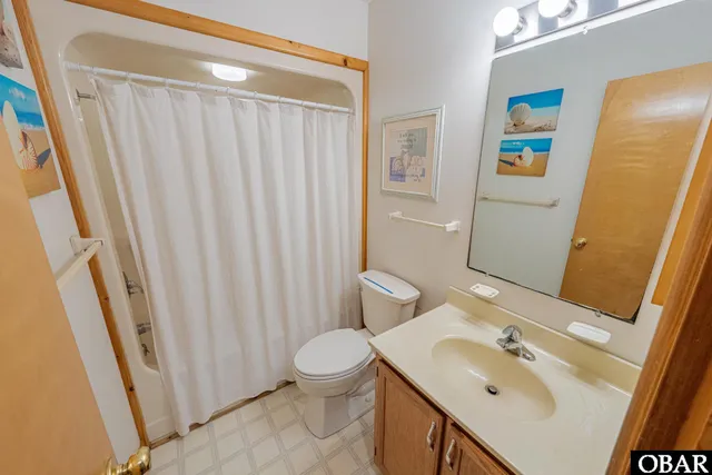 $689,000 | 25270 Sea Isle Hills Drive, Waves, NC 27982