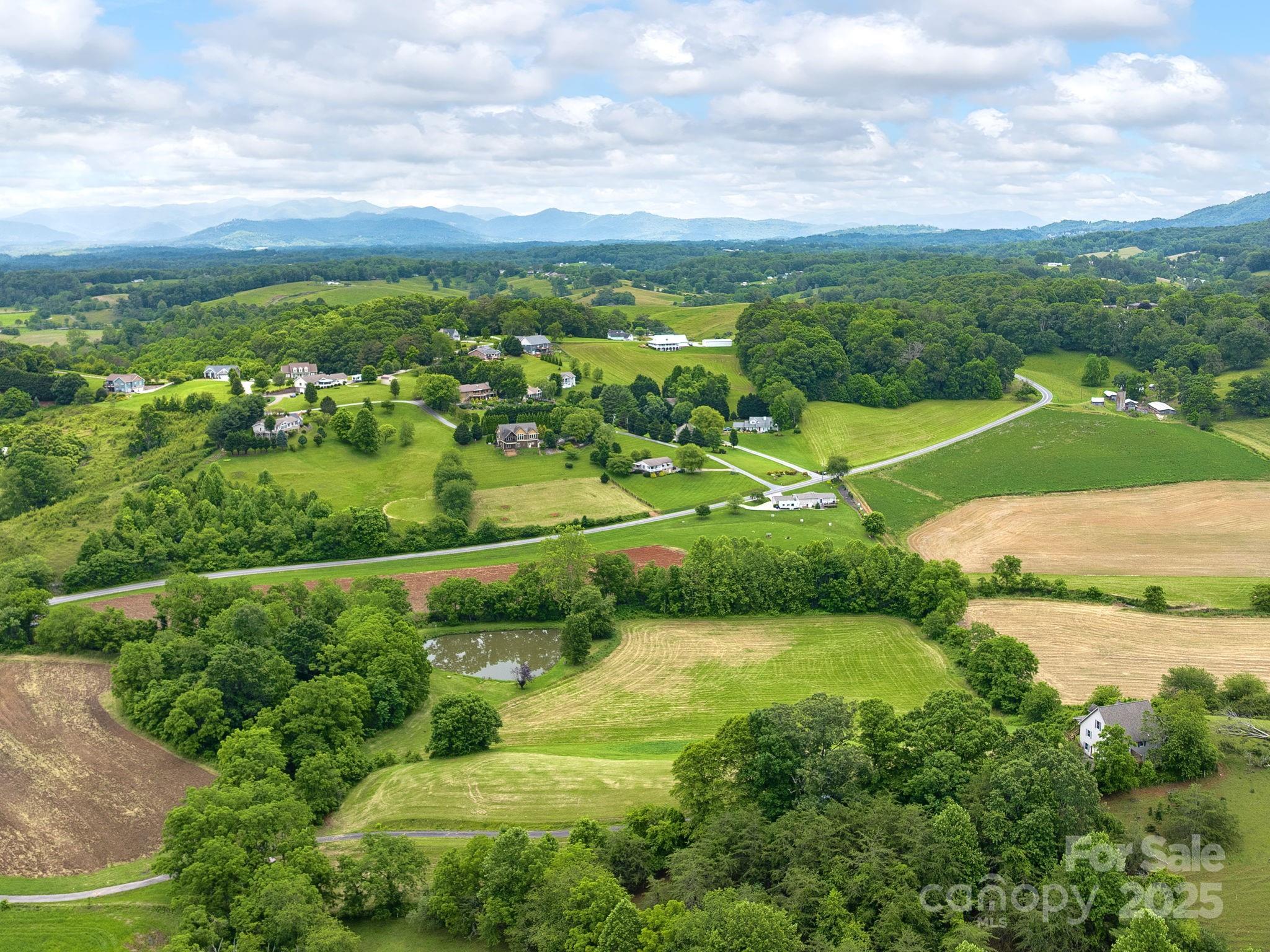 132 Rabbit Ham Road Leicester, NC 28748 - Photo 36 of 46 Gallery Image 36
