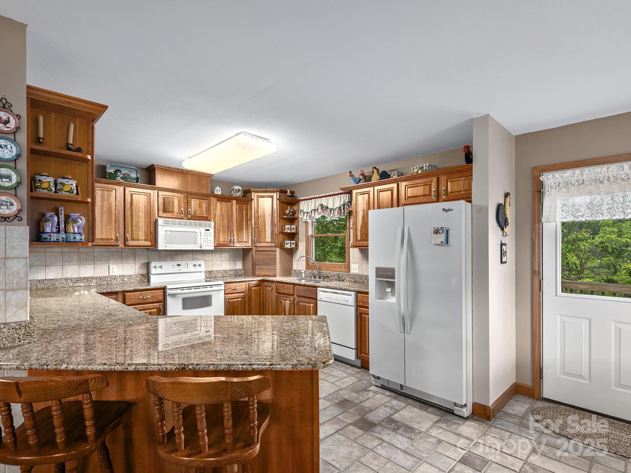 132 Rabbit Ham Road Leicester, NC 28748 - Photo 9 of 46 Gallery Image 9