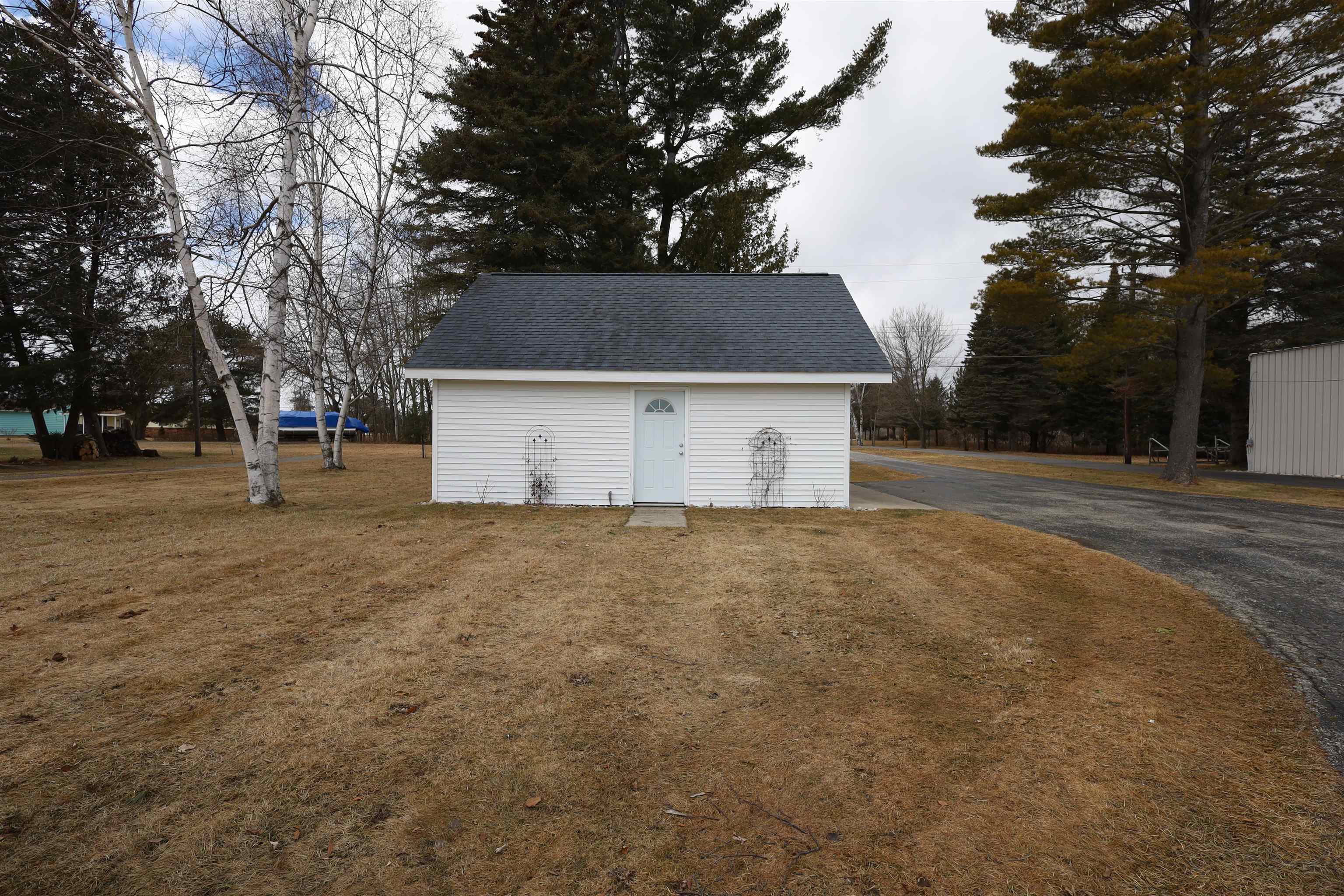 7964 Cedar Lake Road Oscoda, MI 48750 - Photo 35 of 58
