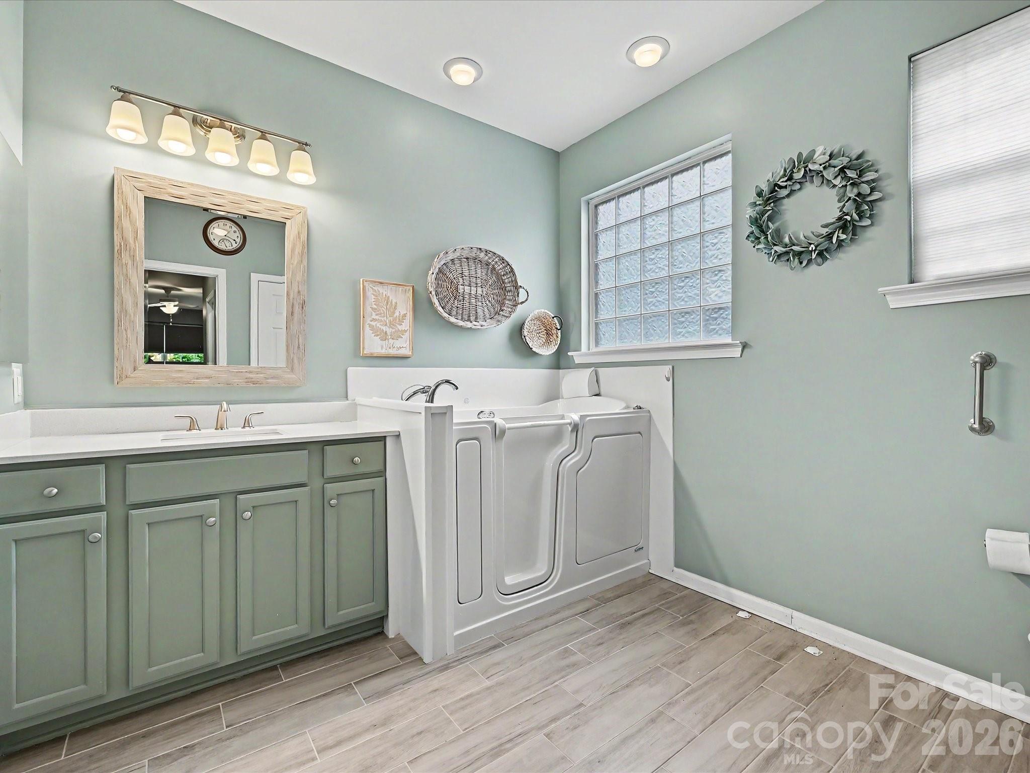 360 Garnet Court Fort Mill, SC 29708 - Photo 34 of 46 Gallery Image 34